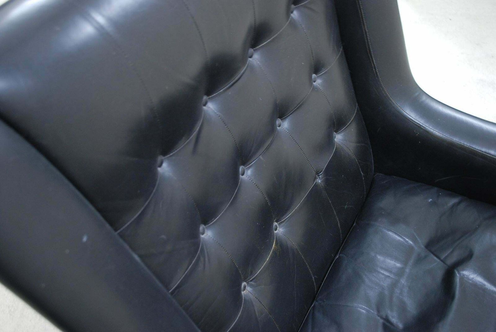 photo for sale Vejen Polster Mobelfabrik Papa Bear Wingback Black Leather Lounge Chair