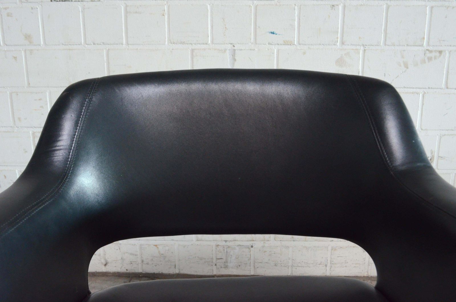Olli Mannermaa 3 Leather Kilta Chair By Eugen Schmidt & Cassina Martela photo vinterior