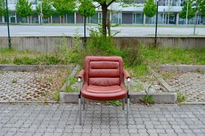 photo for sale Jorgen Kastholm Red Leather Armchair Chair Modell 8400 For Kusch + Co Set Of 2