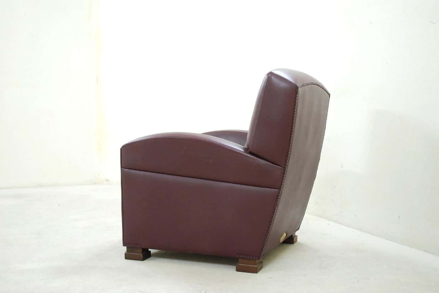 photo furniture Poltrona Frau Model Tabarin Leather Armchair Red Bordeaux