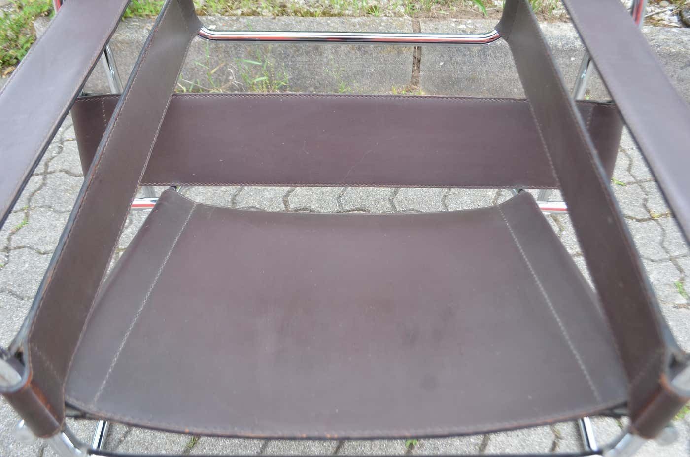 Gavina Wassily Chair B3 Design By Marcel Breuer Dark Brown Saddle Leather photo 2432.0