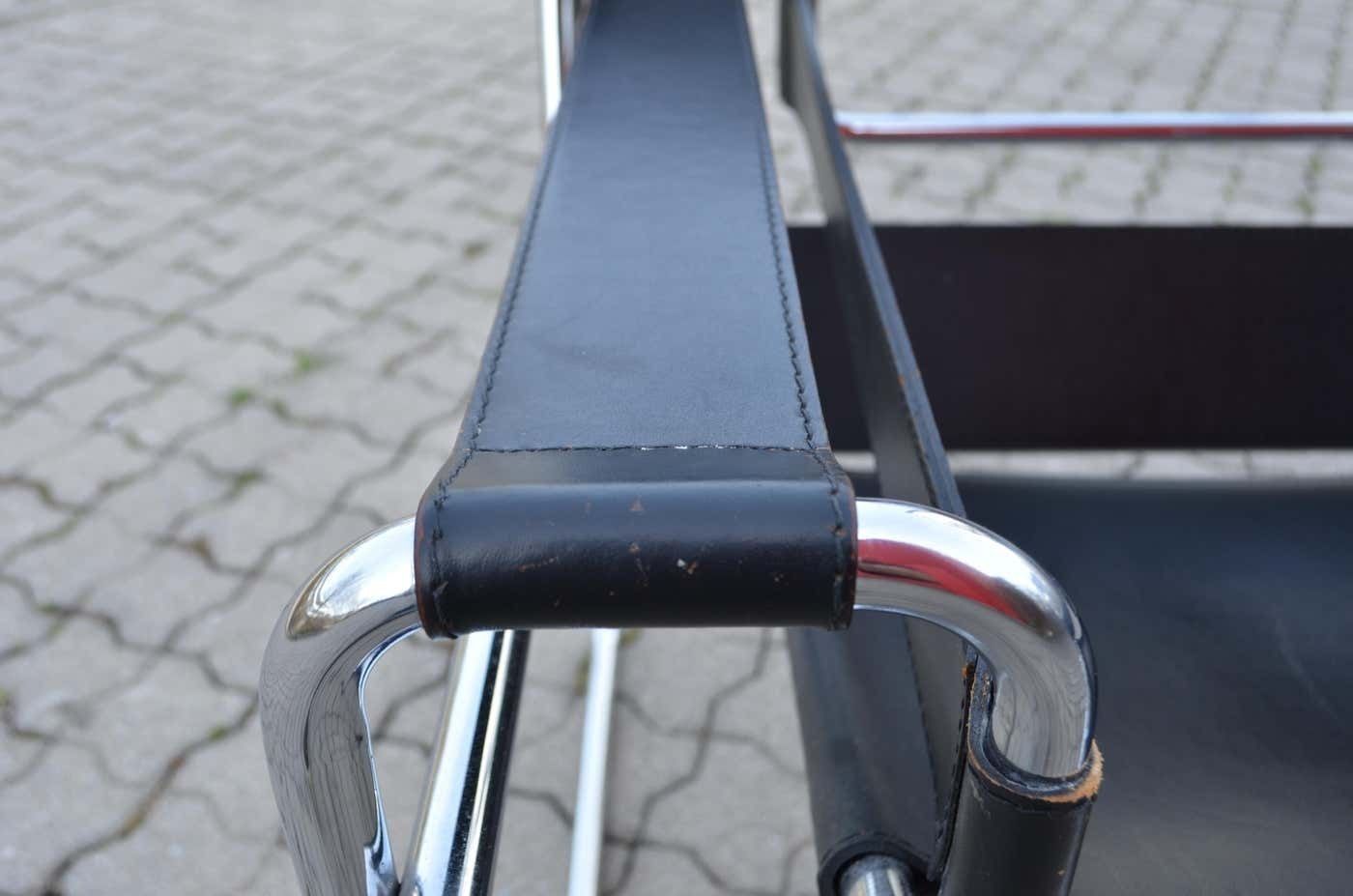 Knoll International Wassily Chair By Marcel Breuer Black Leather photo Furniture