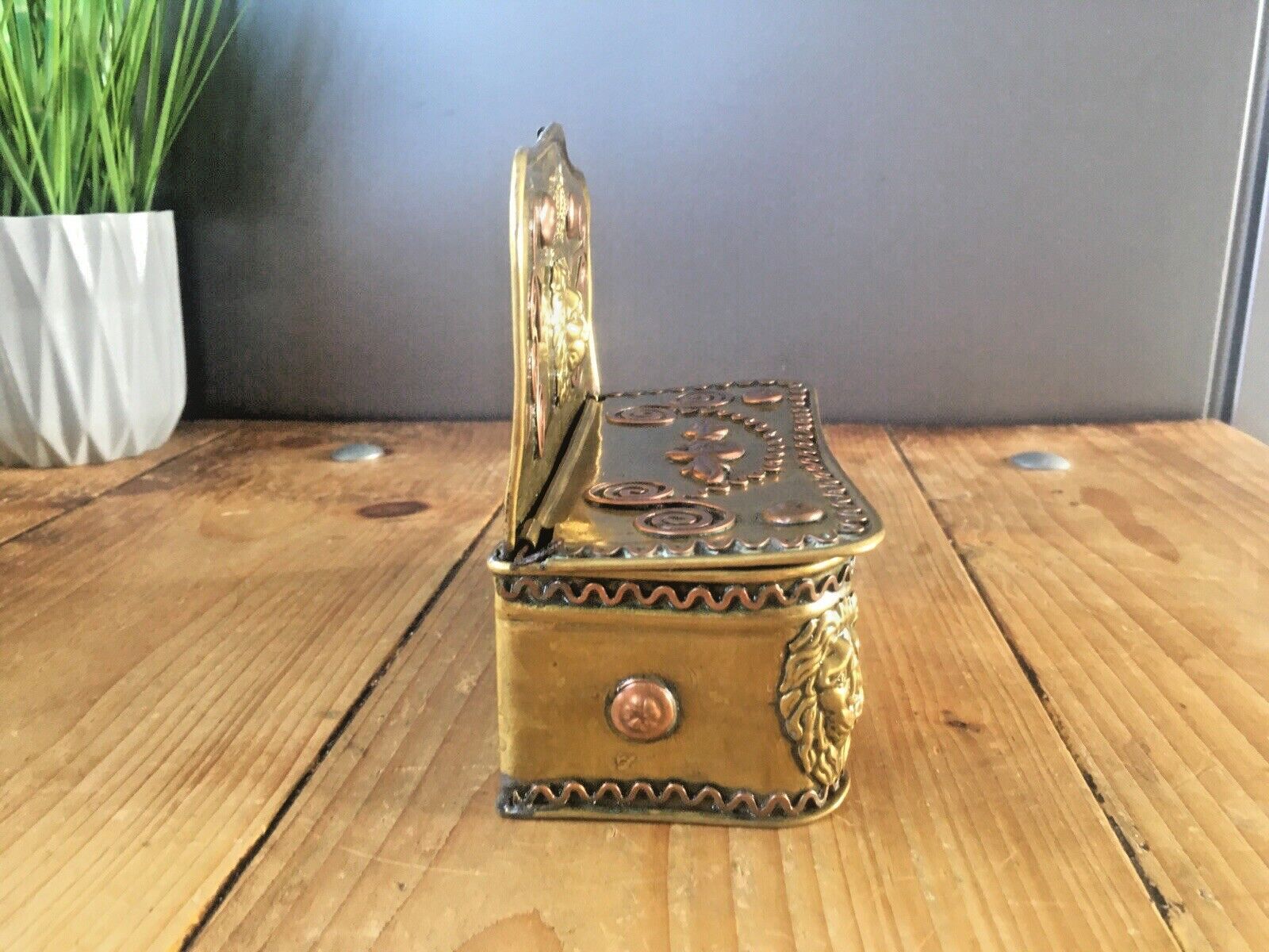 Antique 19th Century Dutch Brass & Copper Gothic Lion Mask Fireside Candle Box photo 175.0