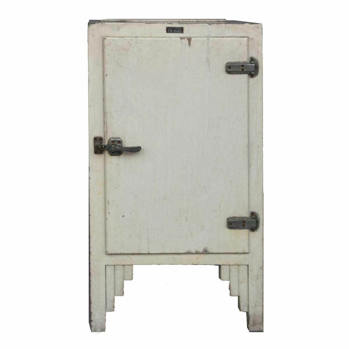 Lacquered Wooden Cooler From The 1930s