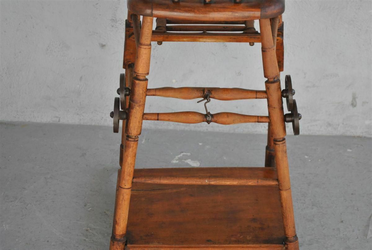 photo vinterior Baby High Chair With 1900 Period System