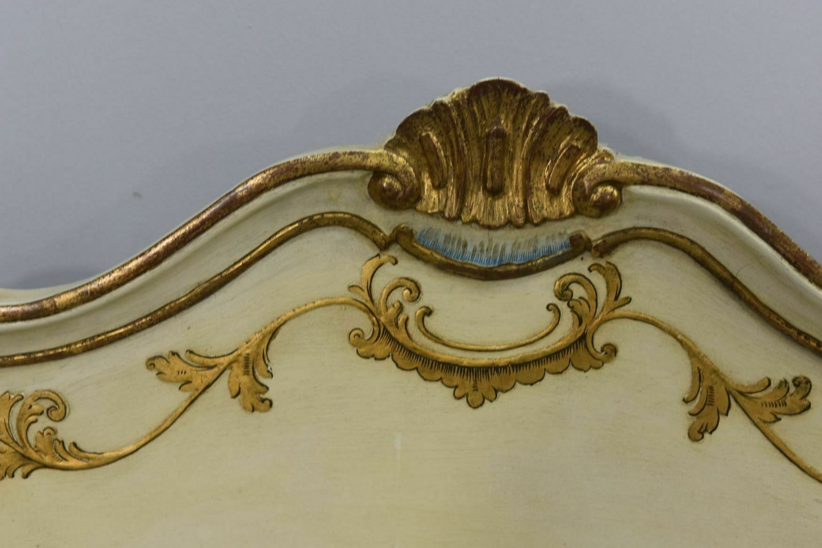 Green Venetian Gold Lacquered Beds, 1900 Period (Pair) photo Furniture