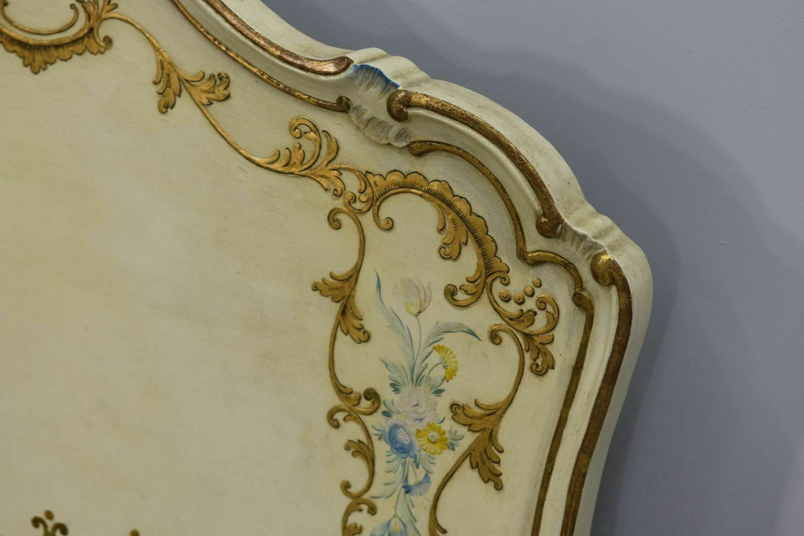 Green Venetian Gold Lacquered Beds, 1900 Period (Pair) photo vinterior