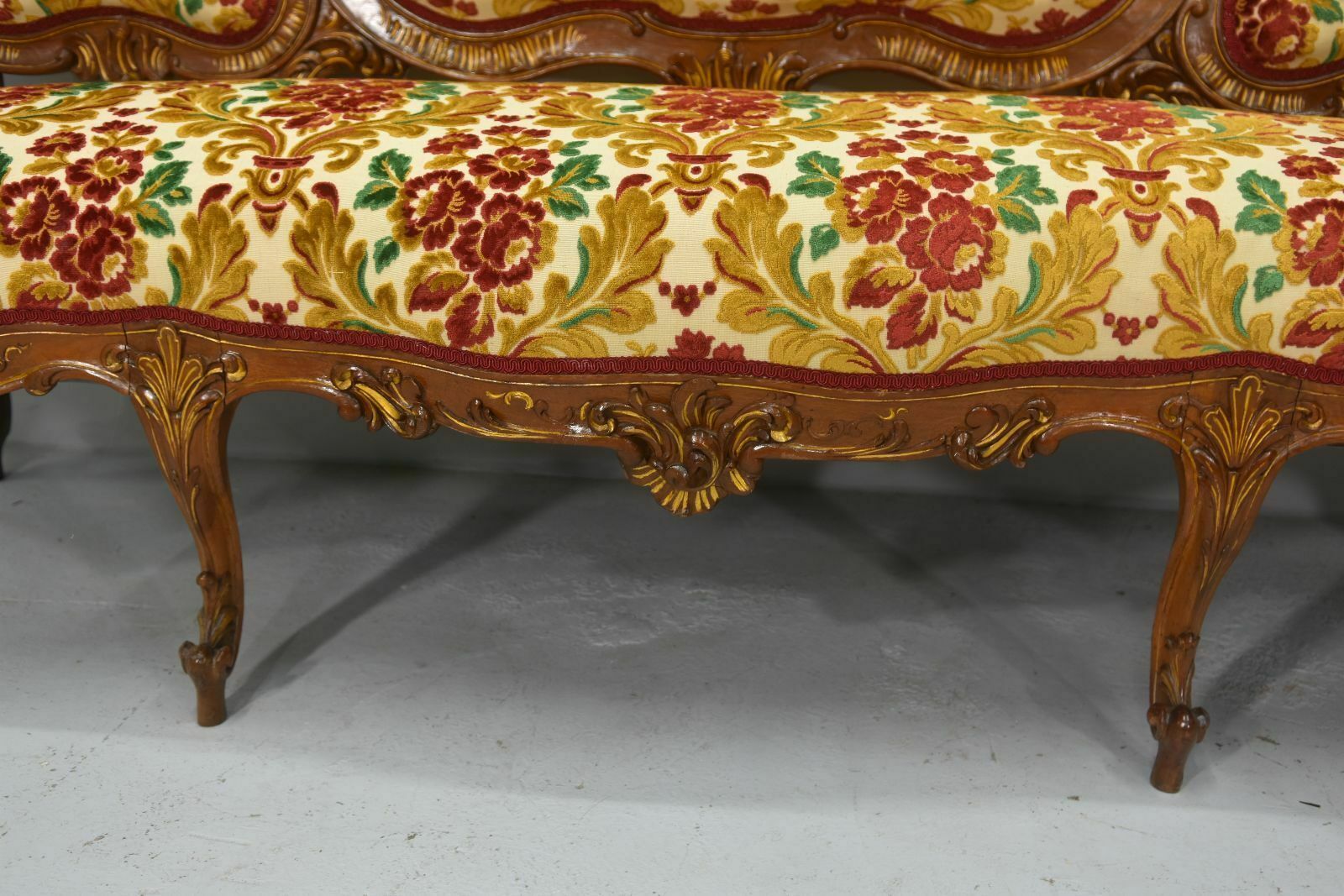 photo furniture Louis XV Style Bench, Tapestry And Mirror, Late 19th Century