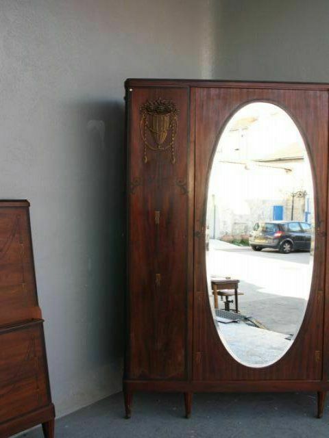 photo buy Complete Art Deco Bedroom Furniture Set From The 1930s