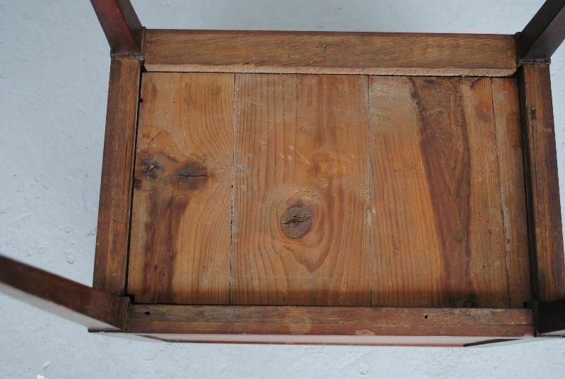 photo buy Late 18th Century Mahogany Bedside Table