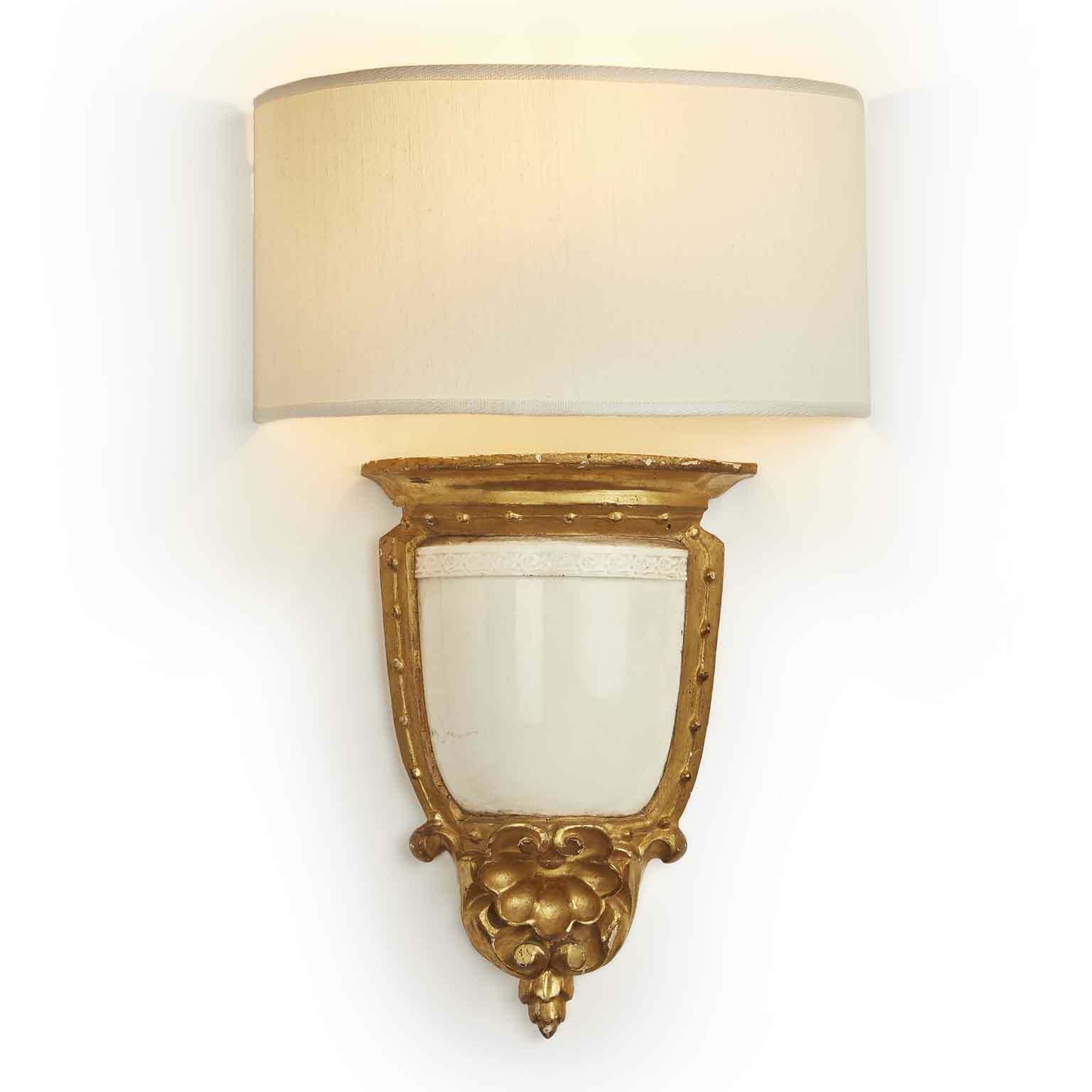 Pair Of Golden Shelves With Giustiniani 1800 Ceramics photo for sale