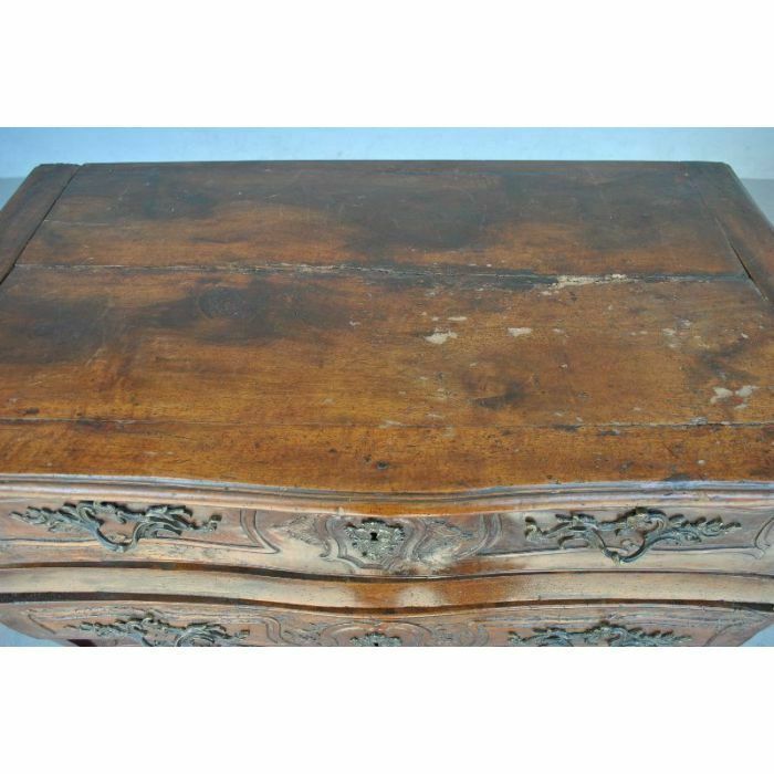 5683.0 18th Century Walnut Tomb Chest Of Drawers photo
