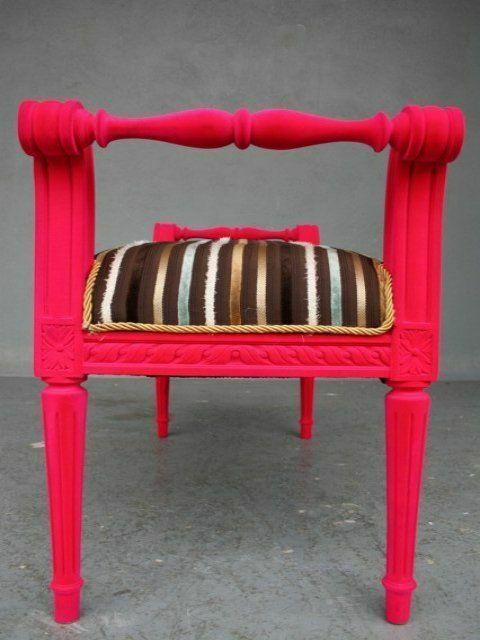 887.0 St Louis XV Flocked Decorative Fuschia Bench photo