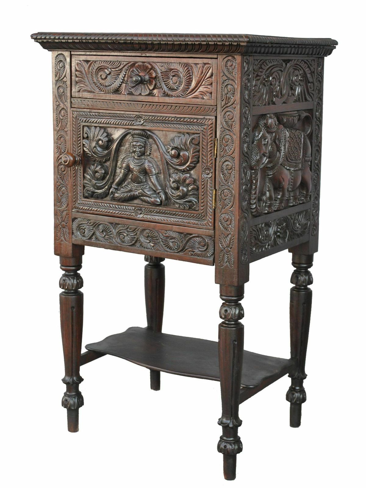 1929.0 Very Richly Carved Indian Bedside Table From The 19th Century photo