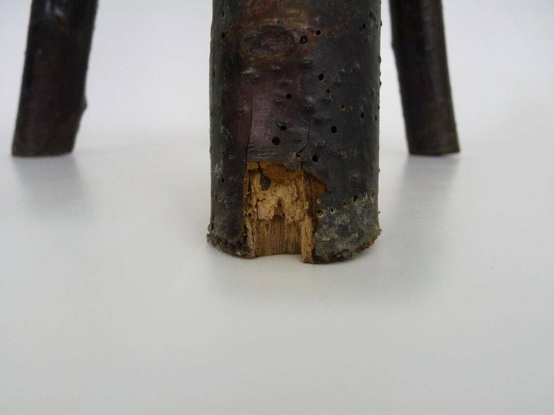 photo furniture Tripod Oak Milking Stool, Ariège Peasant Art, France (19th Century)