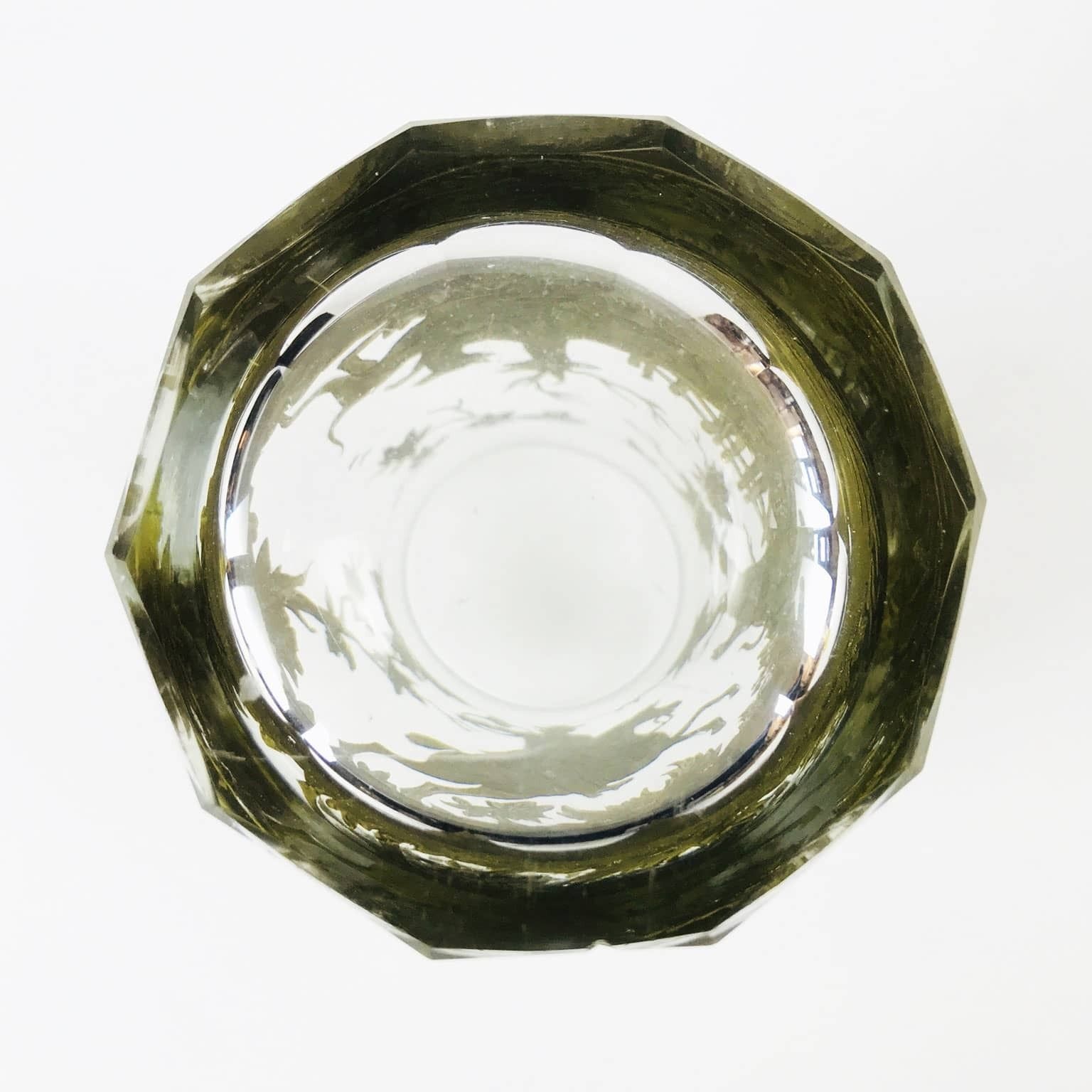 Round Glass With Hunting Scenes In Gold From The Late 19th Century photo 155.0