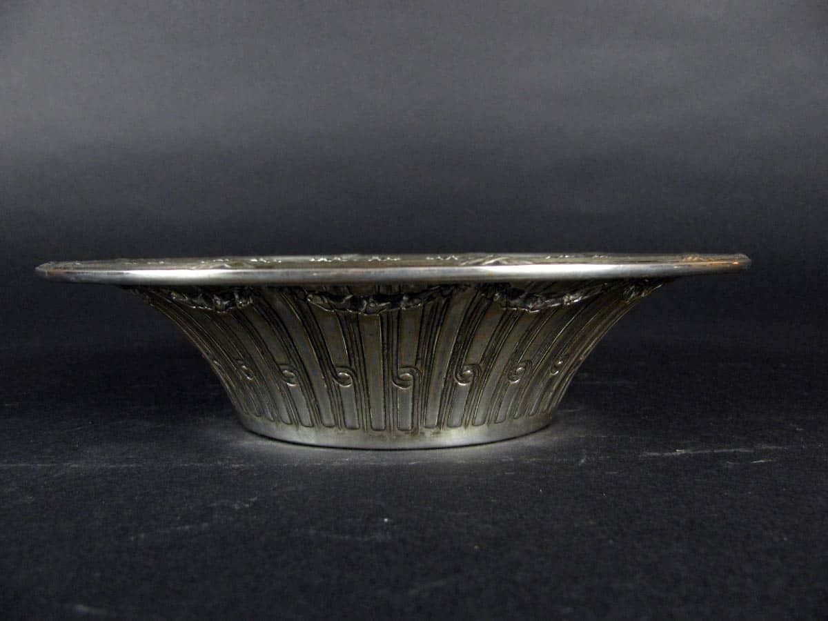 Centerpiece In Embossed Silver Plated photo buy