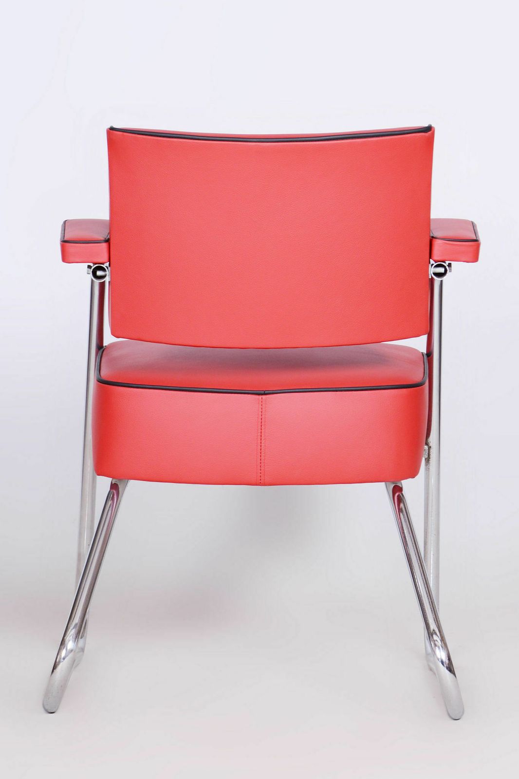 Restored Bauhaus Armchair, Mauser, Gilbert Rohde, Chrome, High Quality Leather, Newly Reupholstered ,Germany, 1930s photo for sale