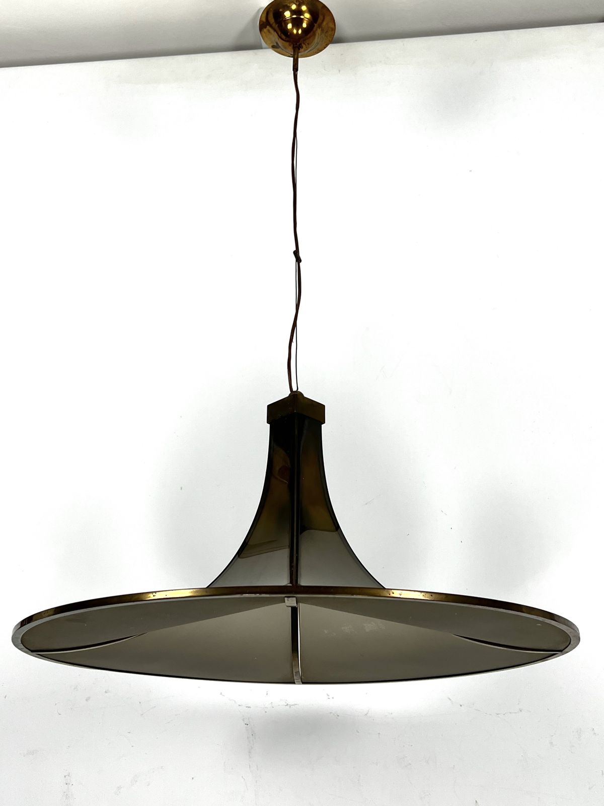 Mid Century Large Brass And Curved Glass Esperia Chandelier Model Pagoda. 1960s photo 1625.0
