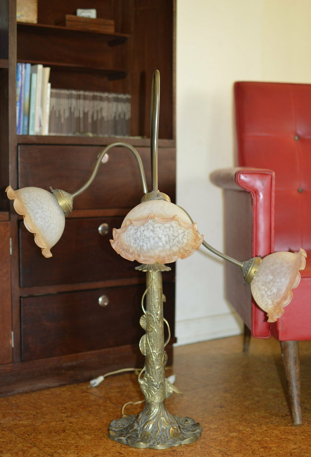 Art Nouveau Table Lamp.. Floor Lamp Lamp Art Nouveau Rare. photo furniture