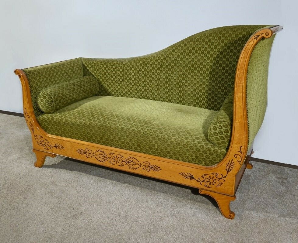 Maple Speckled Daybed, Charles X Period – Early 19th Century photo for sale