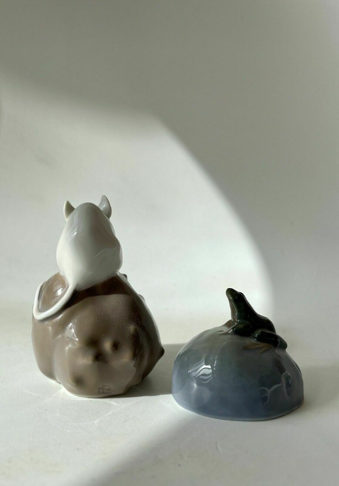 photo furniture Royal Copenhagen Porcelain White Mouse On A Chestnut & Frog On A Stone Figurines