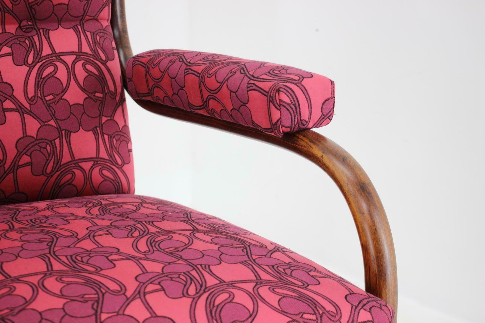 photo for sale Art Nouveau Wing Chair Thonet Nr.6541, Since 1904