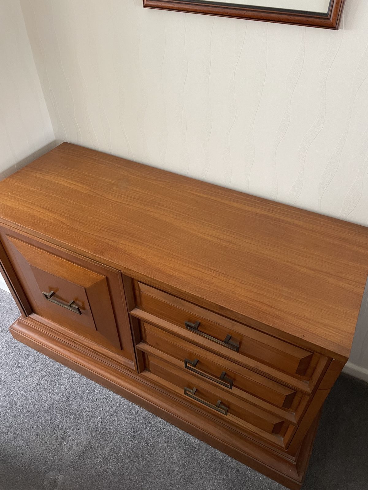 Retro Younger Sideboard In Excellent Condition photo furniture