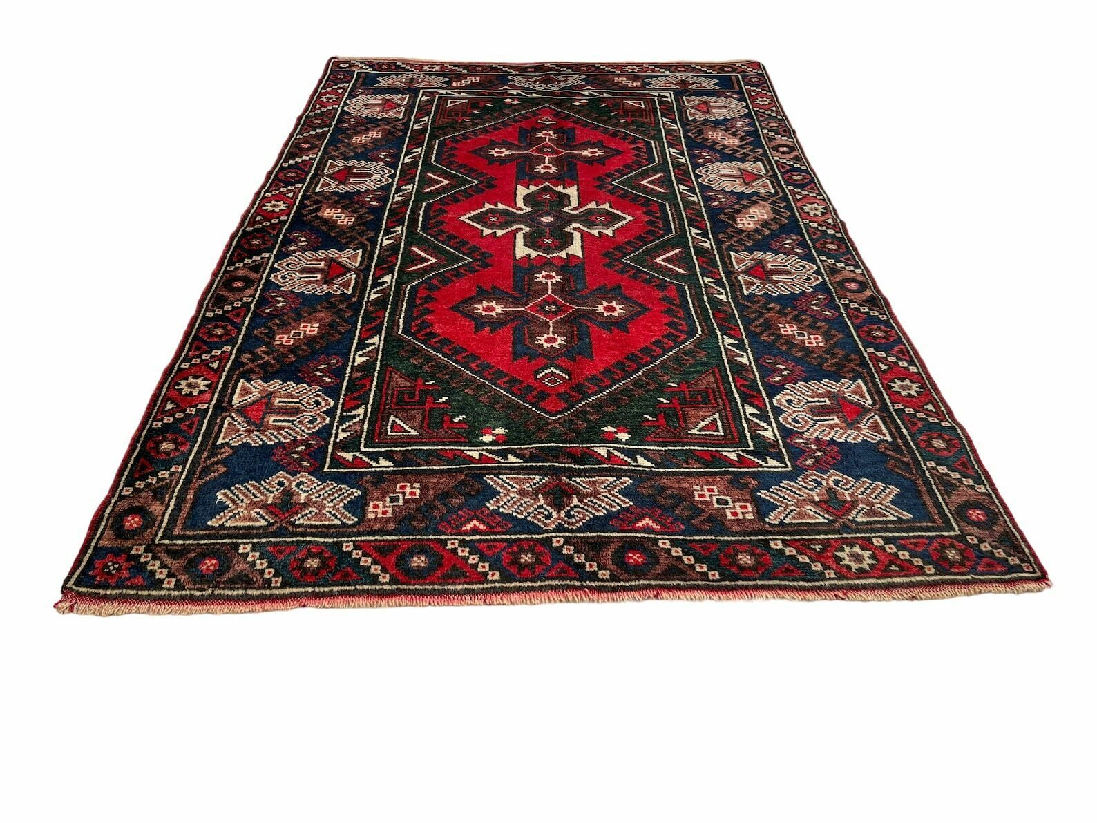 Vintage Turkish Dosemealti Rug , 191 X 131 Cm photo Textiles