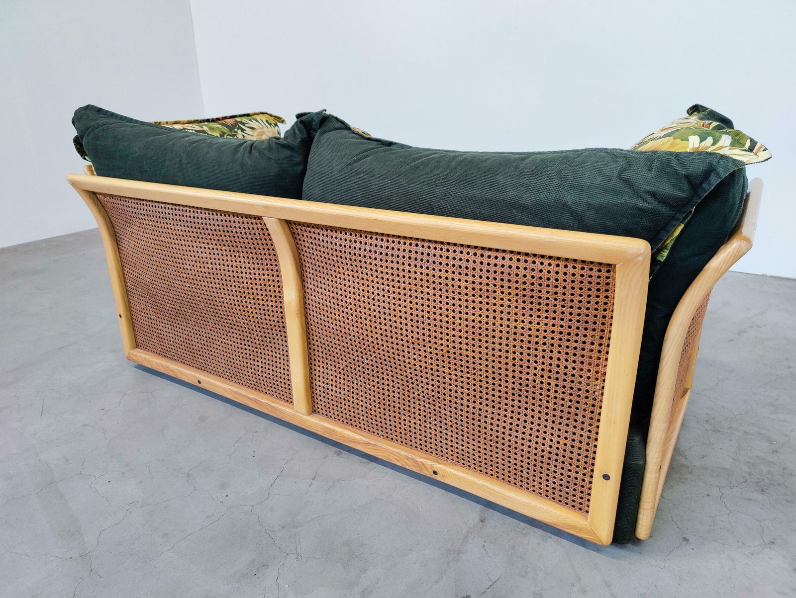 photo furniture Mid Century Modern Italian Sofa, Rattan And Original Fabric, 1970s