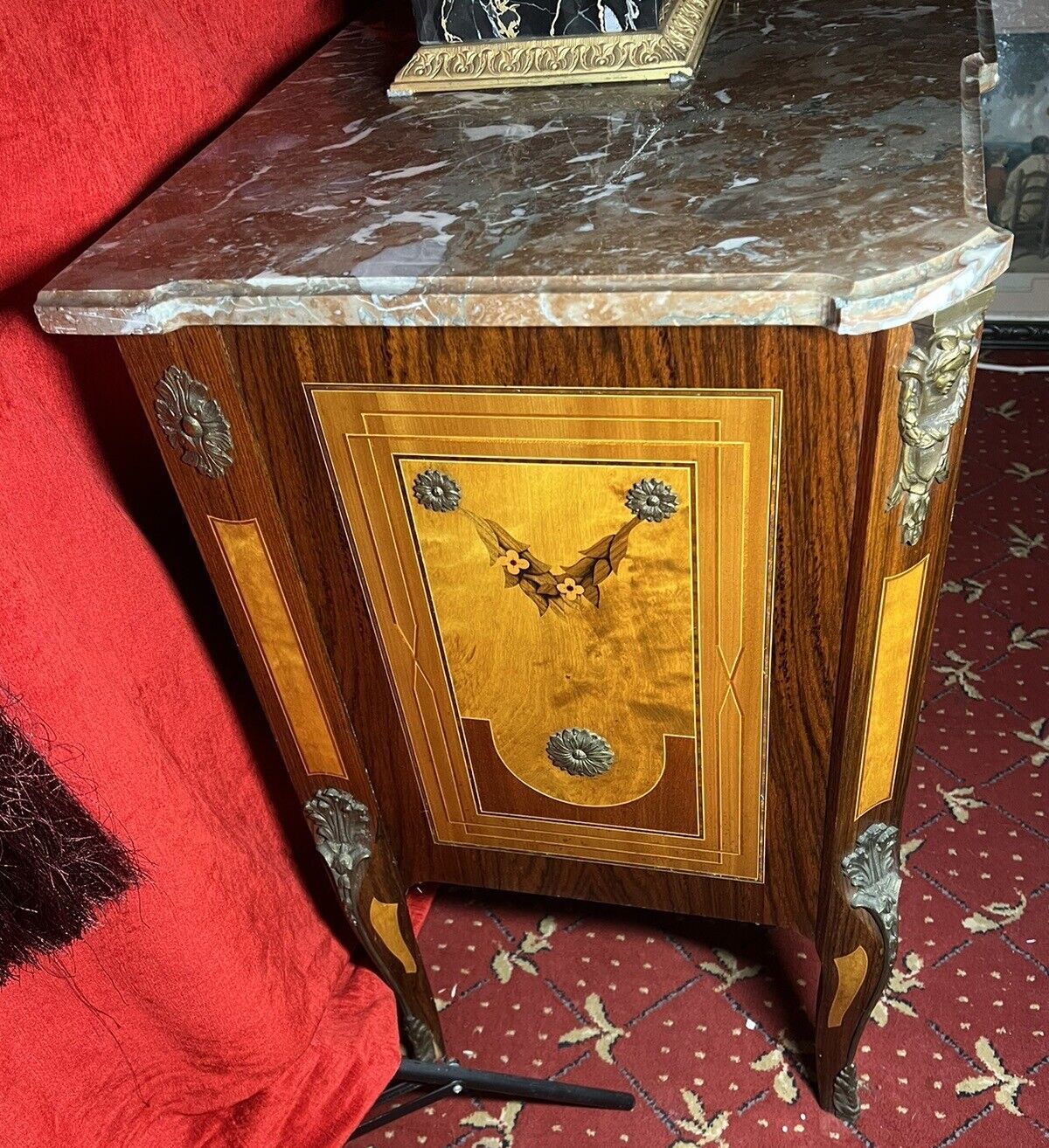 photo buy French Régency Ormolu/Marquetry Inlaid Breakfront Marble Top Commode