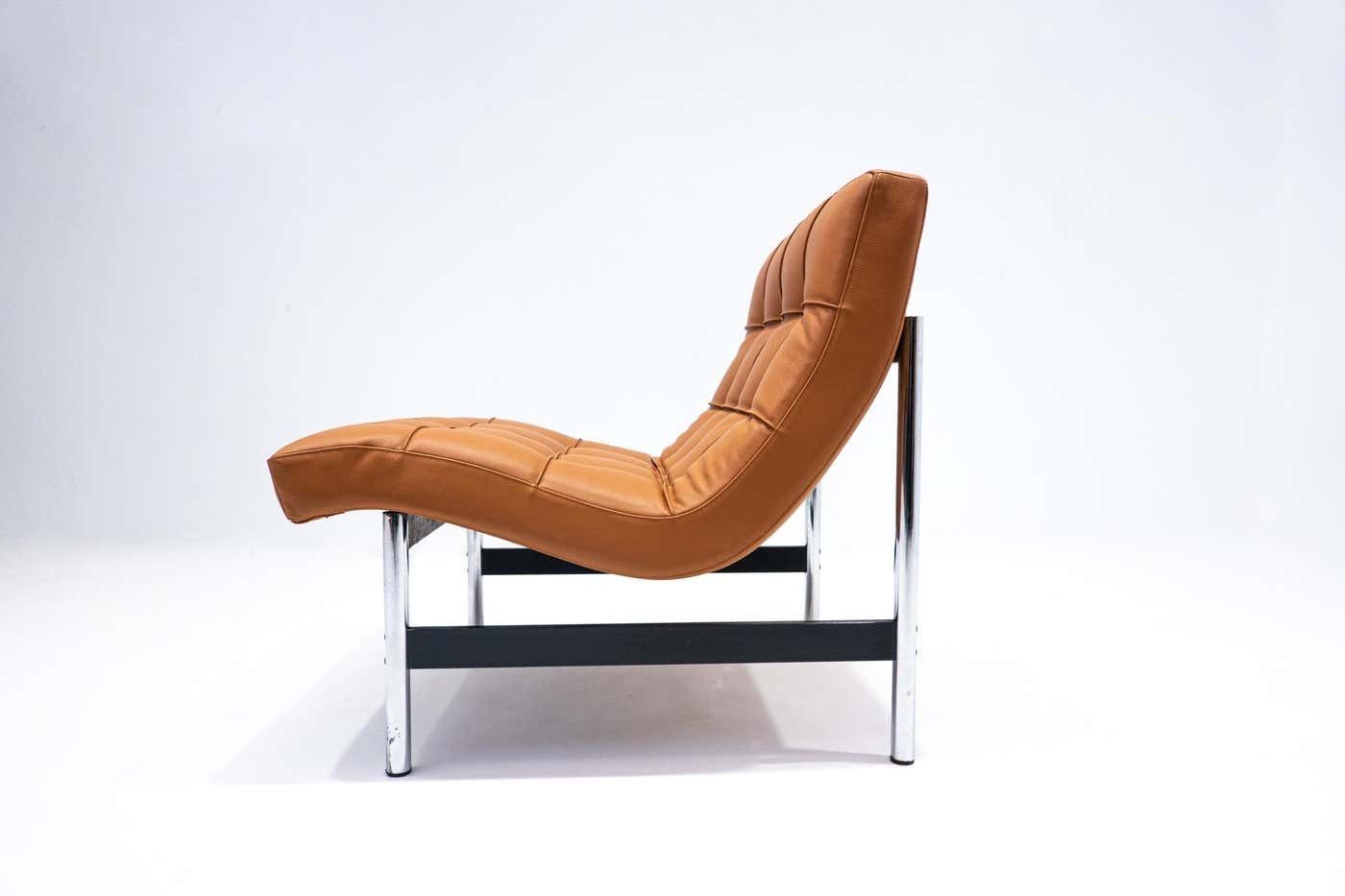 Mid Century Modern Pair Of Italian Armchairs, Cognac Leather, 1970s photo vintage
