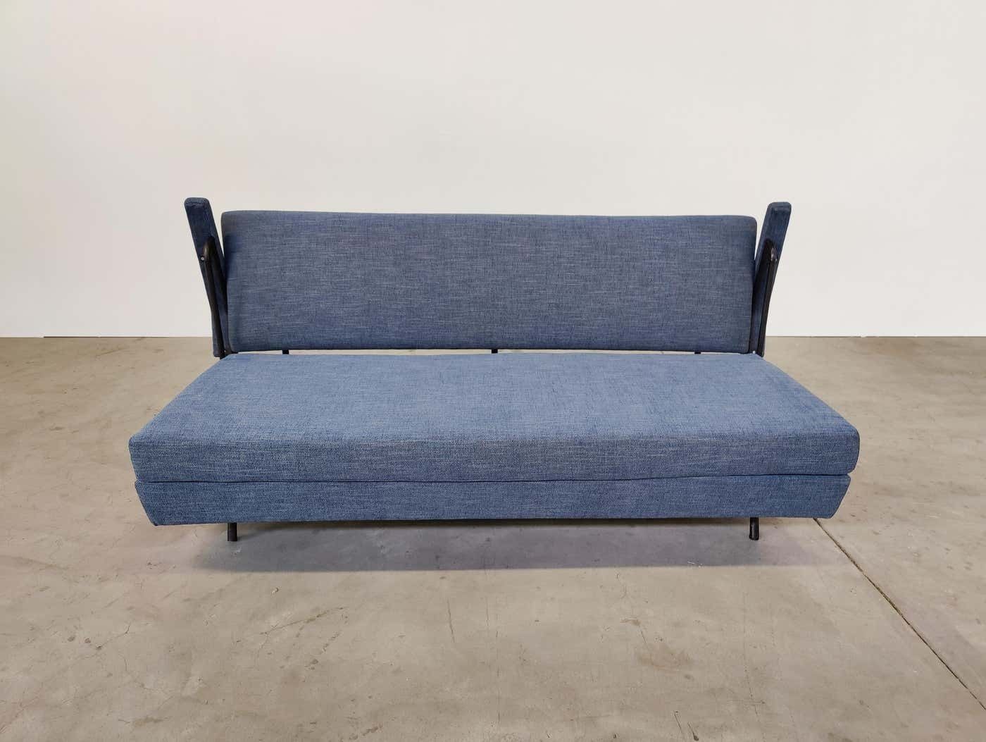 Mid Century Modern Italian Sofa Bed, 1960s   New Upholstery photo vinterior