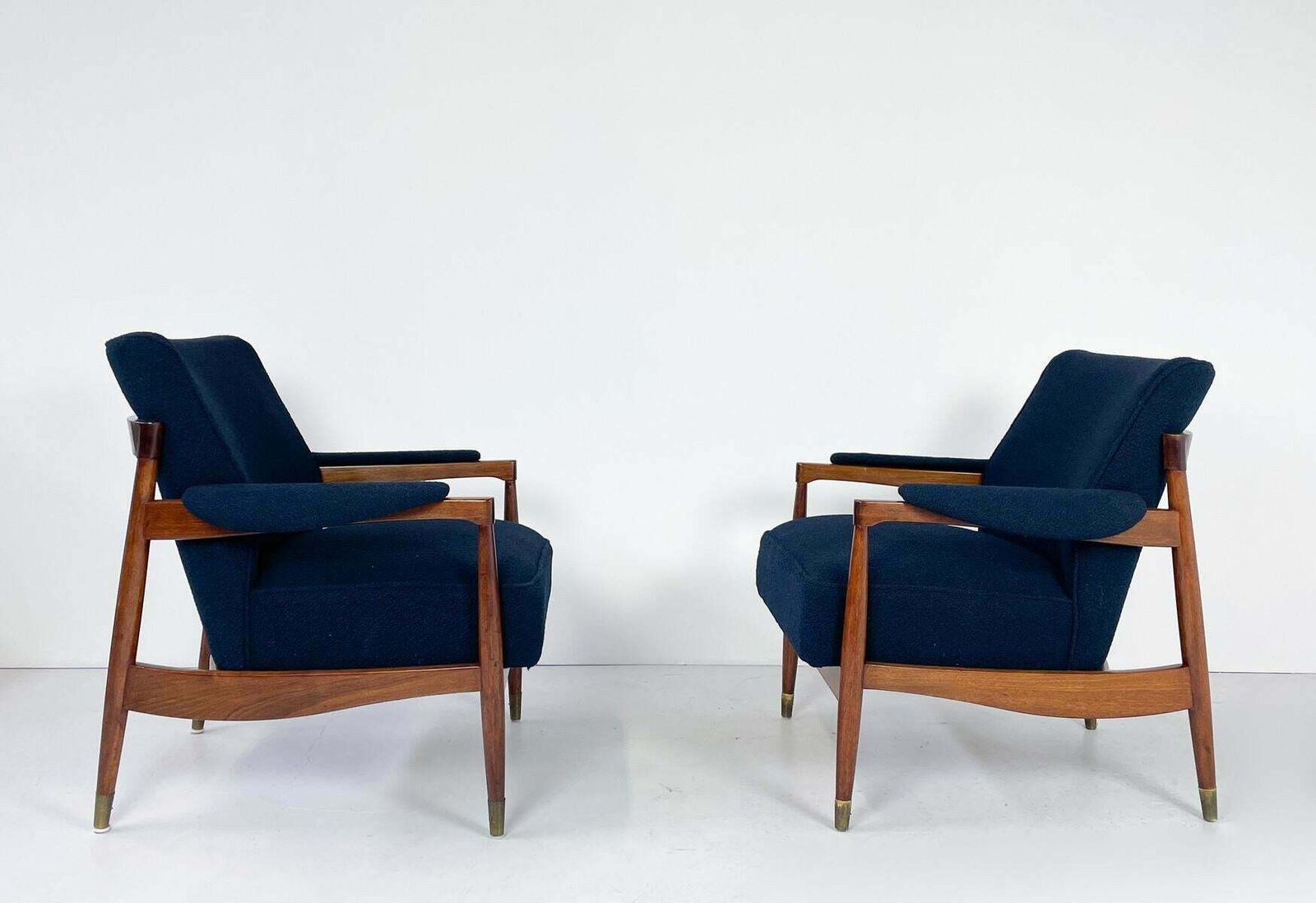 Mid Century Modern Pair Of Armchairs, Wood And Blue Boucle Fabric, Italy, 1960s photo vintage
