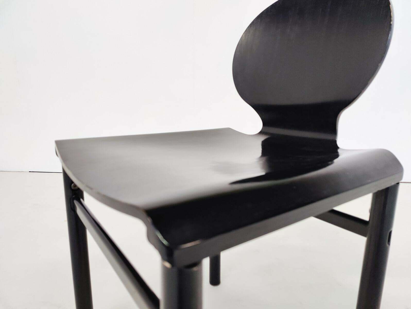 Mid Century Modern Rare Set Of 4 Chairs By Afra And Tobia Scarpa, Molteni, 1960s photo Furniture