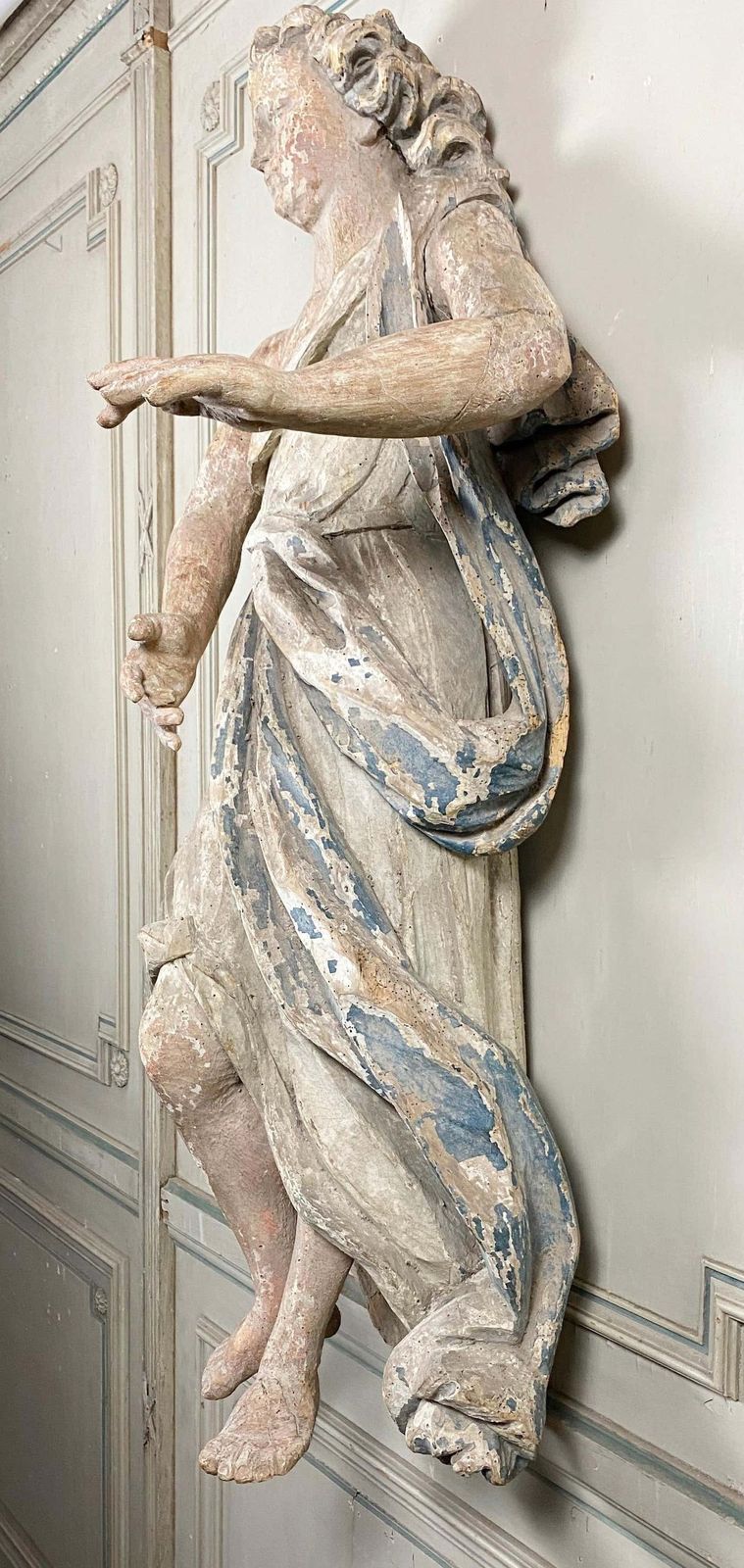 Pair Of Wood Angels Sculptures, France, 18th Century photo 16982.0