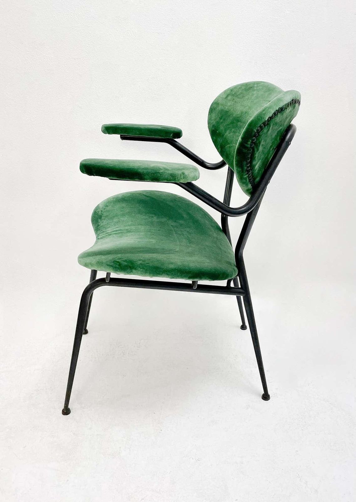 Mid Century Modern Italian Armchair, 1950s photo Furniture