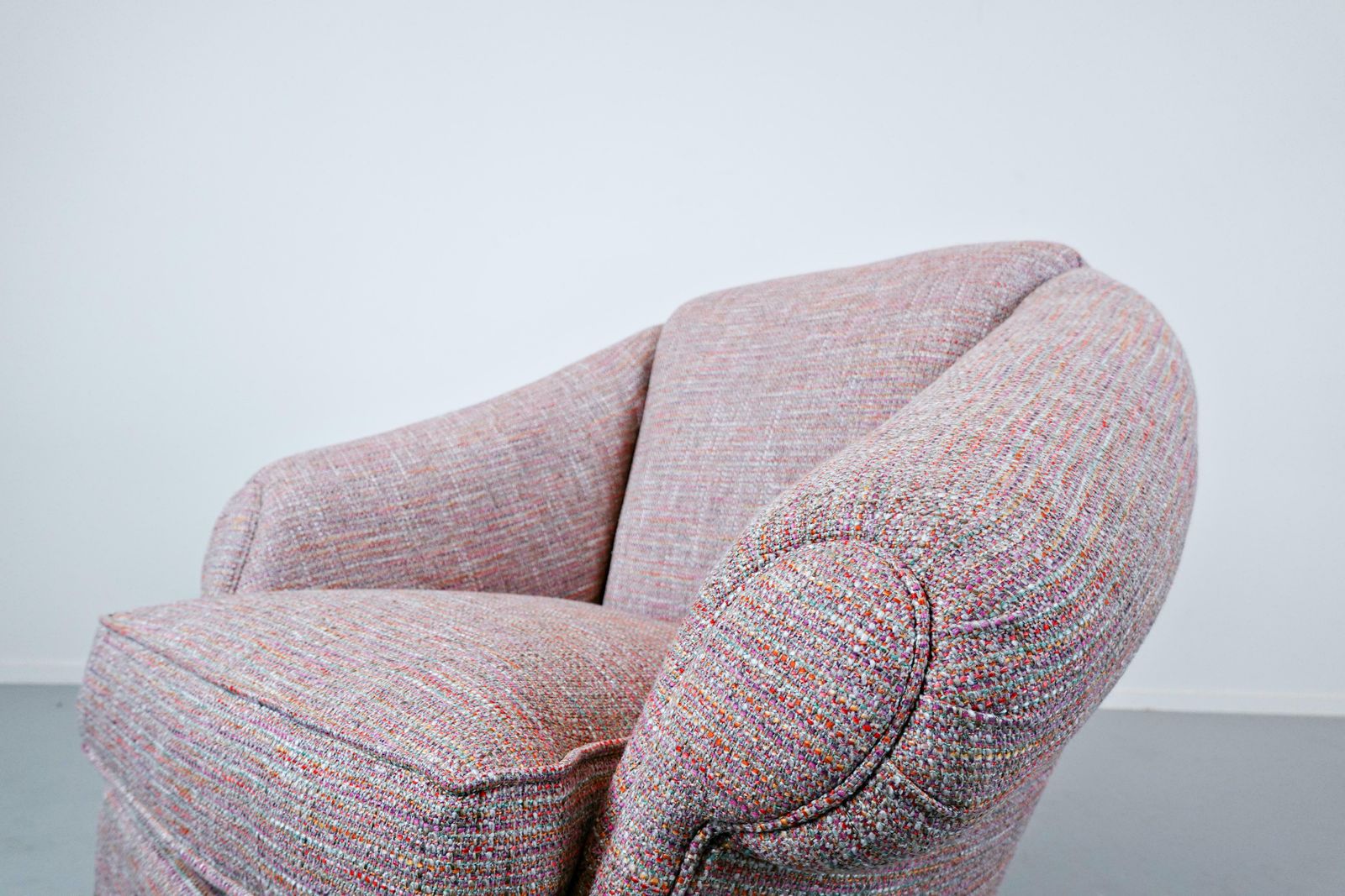 Pair Of Mid Century Modern Light Pink Italian Armchairs, 1950s, New Upholstery photo vintage