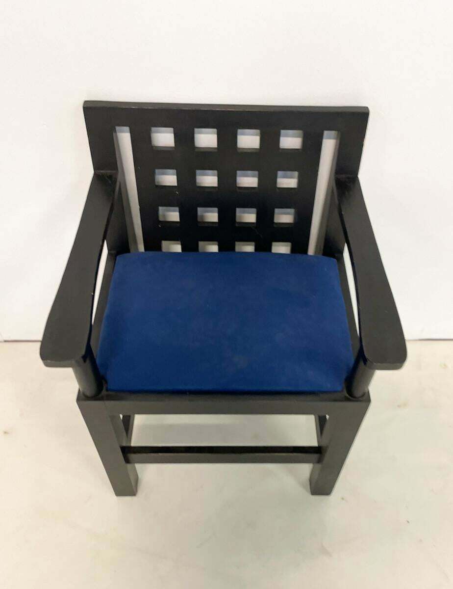 Mid Century Modern Set Of 6 Post Modernist Armchairs photo vinterior