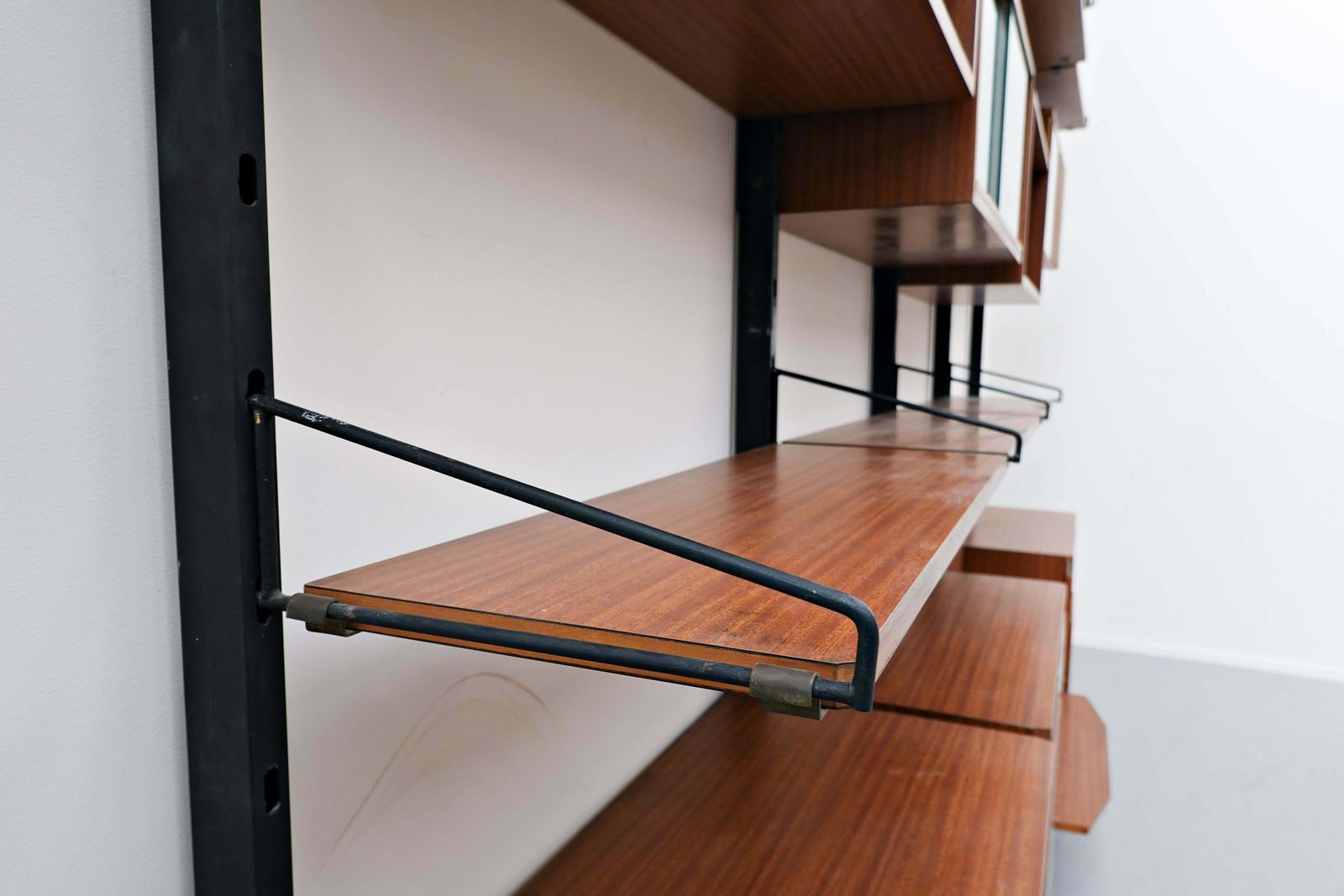 Mid Century Modern Italian Wall Unit Model ''''Urio'''' By Ico Parisi For Mim, 1960s photo buy
