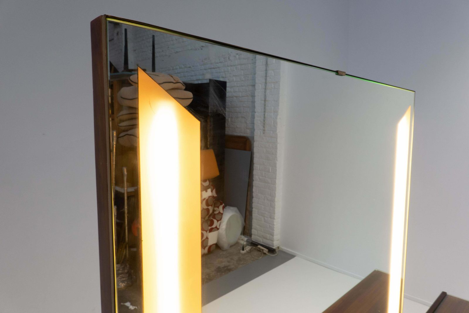 Furniture Mid Century Modern Italian Wooden Dressing Table With Lightning Mirror, 1960s photo
