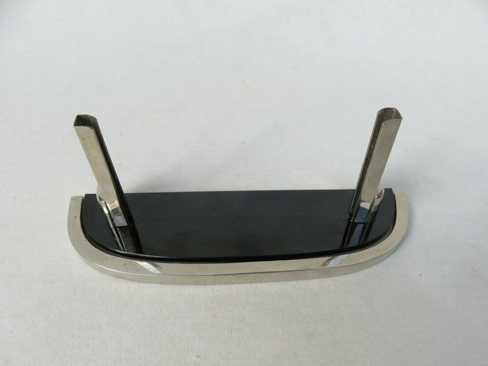 1671.9415 Art Deco Chrome Plated Bakelite Photo Frame 1920s photo
