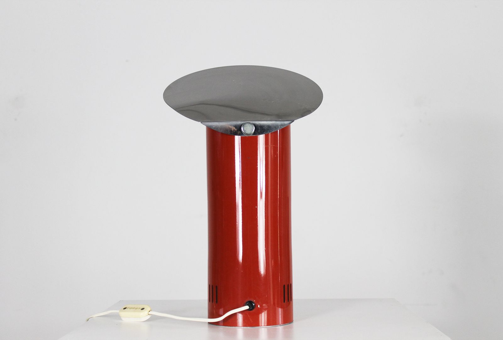 Table Lamp In Red Lacquered Stainless Steel By Studio Set 1970s Italy photo for sale