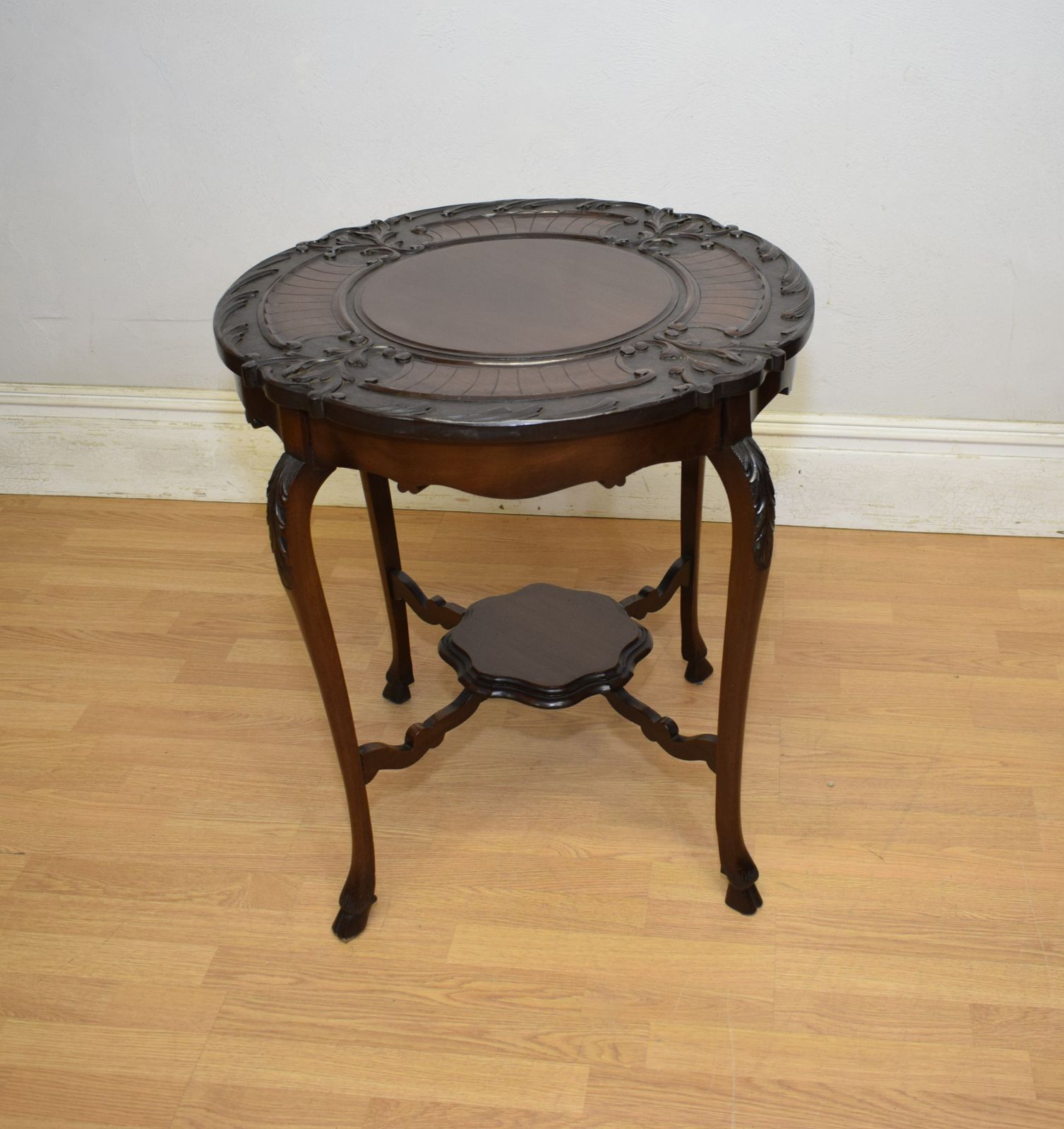 photo furniture Victorian Jardiniere Table, 1800s