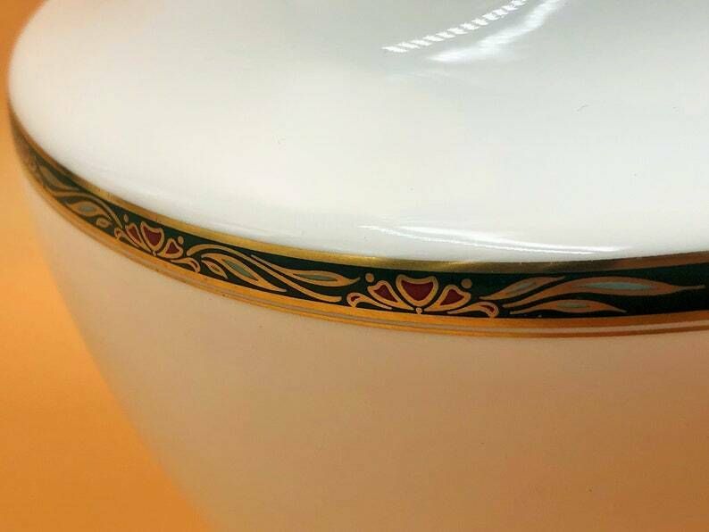 Royal Doulton China Haversham Design 2 Pint Capacity Tea Pot. Hn5236. photo vintage