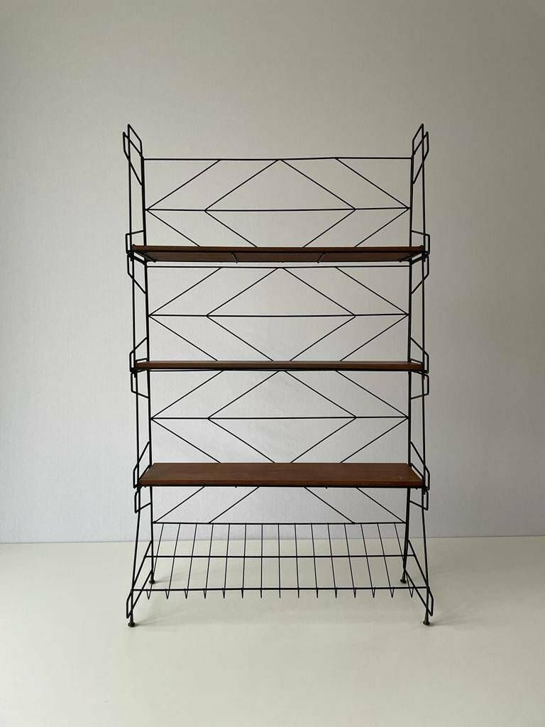 Italian Design Wire Structured Self Standing Shelf Unit With 3 Shelves And 1 Magazine Rack, 1960s, Italy photo Furniture