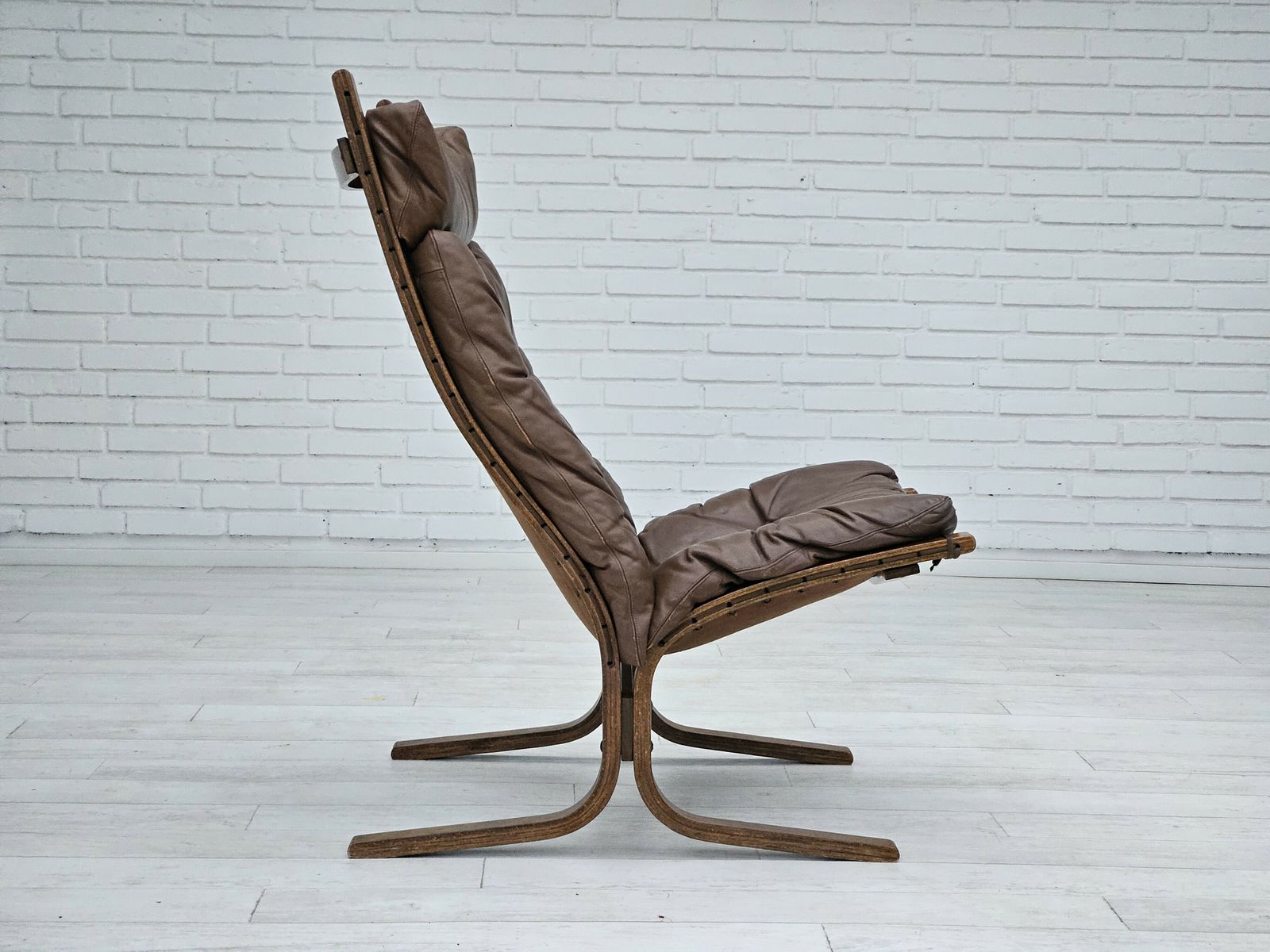 1970’s, Norwegian Design, "Siesta" Lounge Chair By Ingmar Relling, Leather, Bentwood. photo vintage