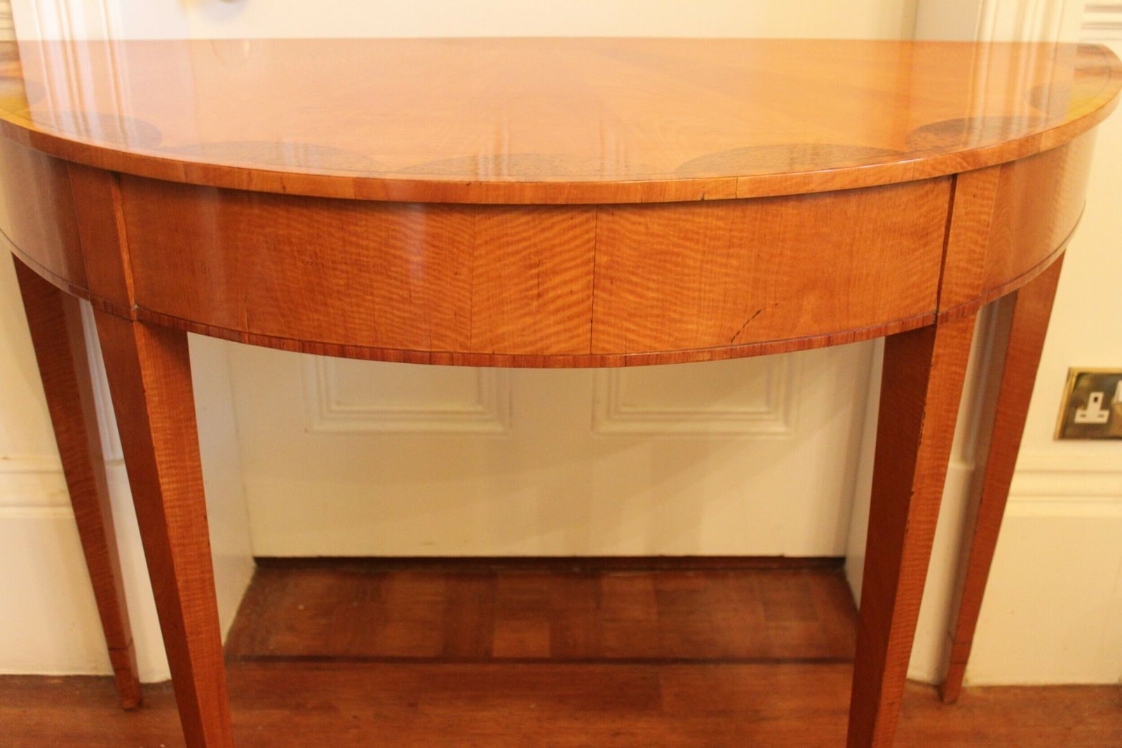 An Early 19th Century Satinwood Demi Lune Console Table photo vinterior