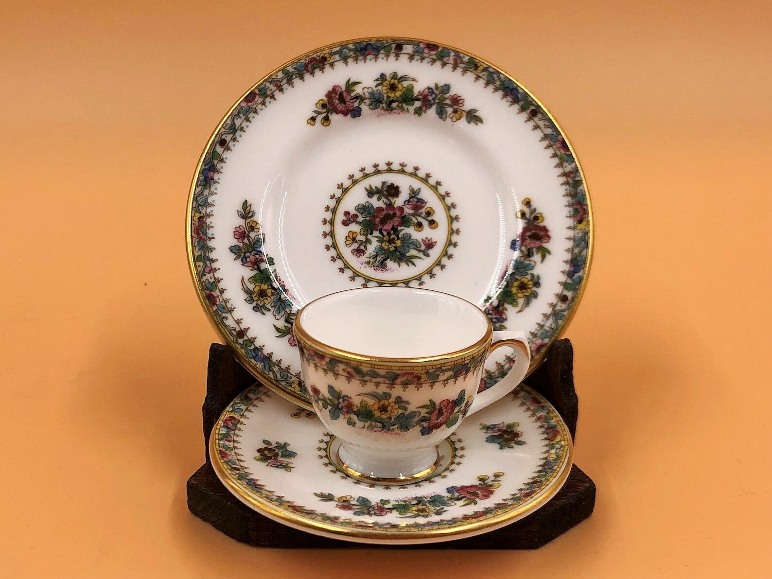 Coalport China Ming Rose Miniature 8 Piece Cabinet Coffee Set. Coffee Pot, Creamer, Sugar, & 1 Trio photo Home Decor