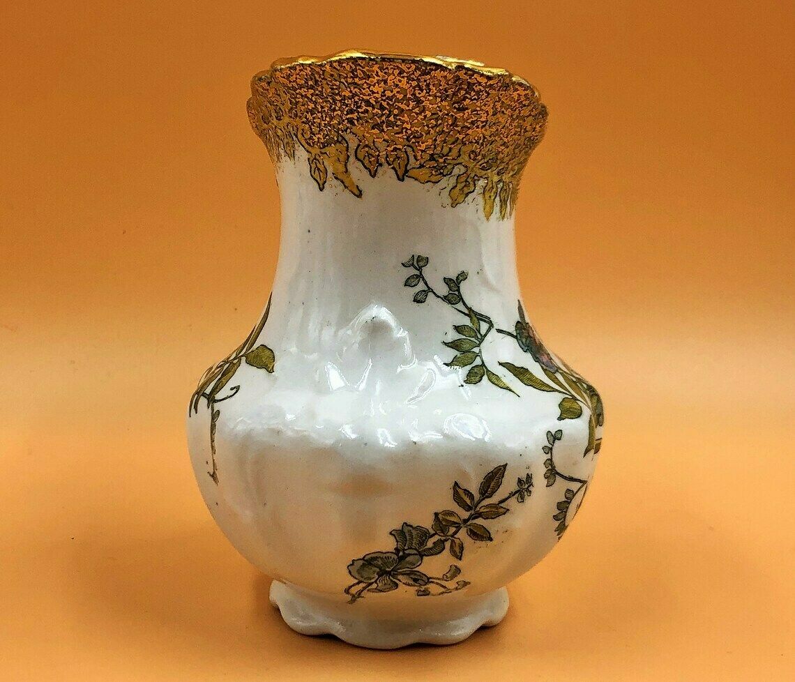 Antique Royal Doulton China Somerset Design Vase. C1891 1902. photo furniture